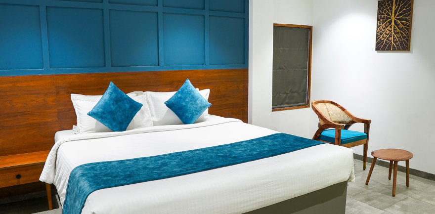 room (4)